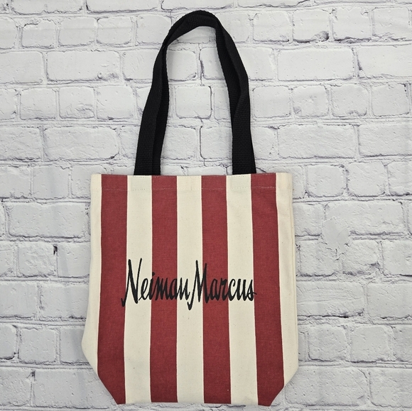 Neiman Marcus Red and White Small Canvas Tote - Picture 1 of 7